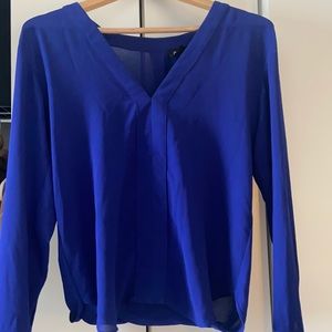 OLIVACEOUS ELECTRIC BLUE TOP